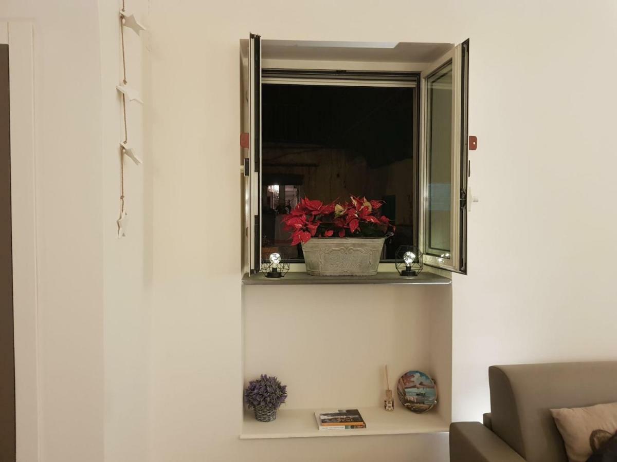 נאפולי Home "Suite" Home מראה חיצוני תמונה