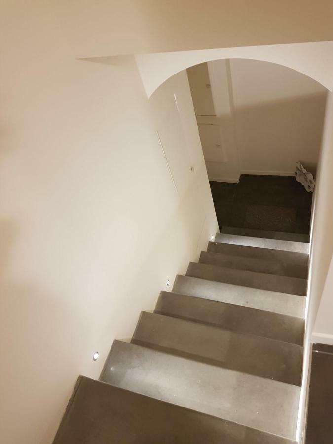 נאפולי Home "Suite" Home מראה חיצוני תמונה