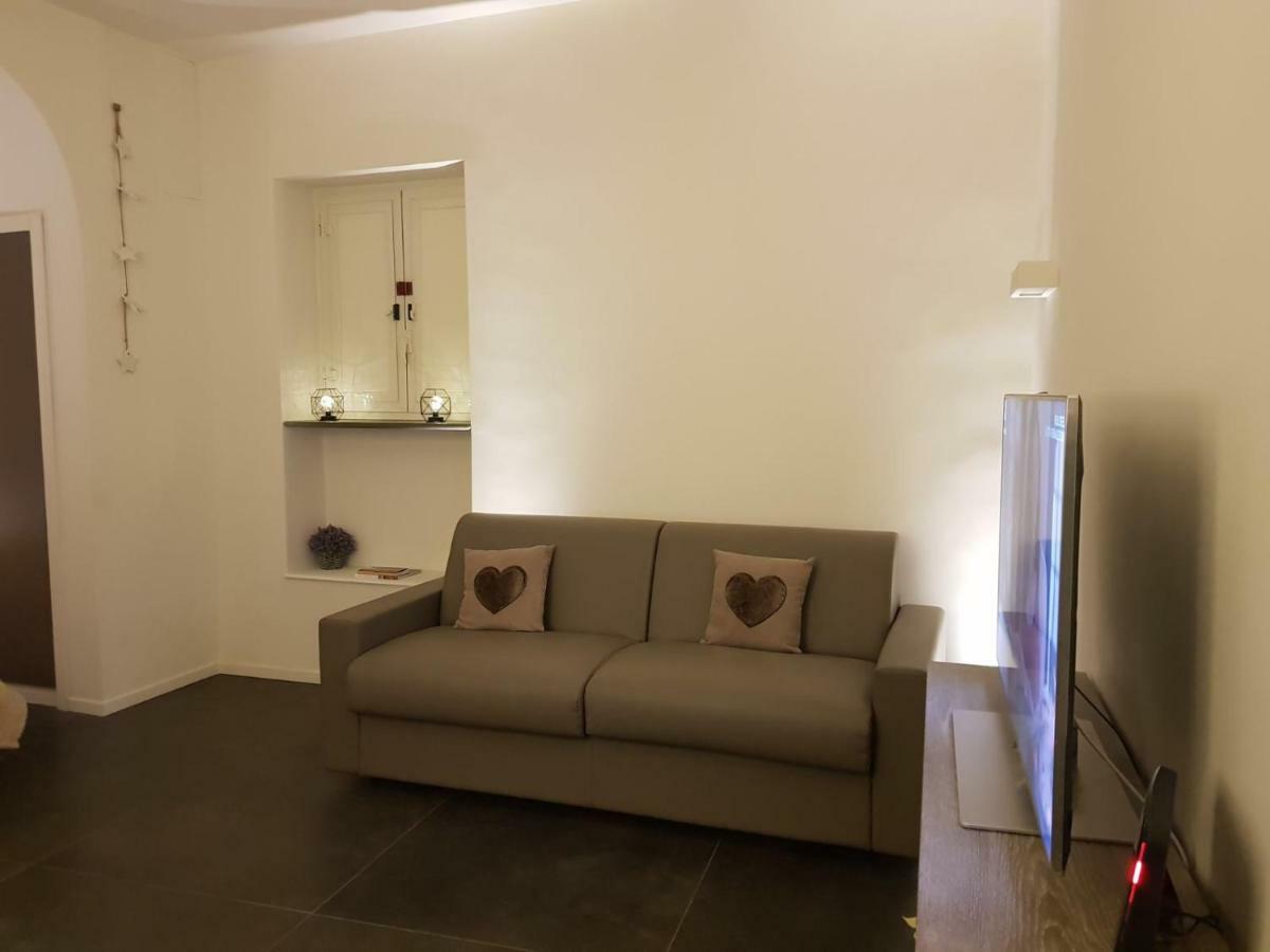 נאפולי Home "Suite" Home מראה חיצוני תמונה